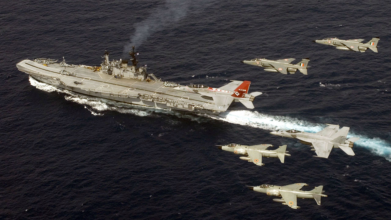 world-s-oldest-aircraft-carrier-ready-to-retire